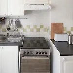 Charming Apartment Near Montmartre